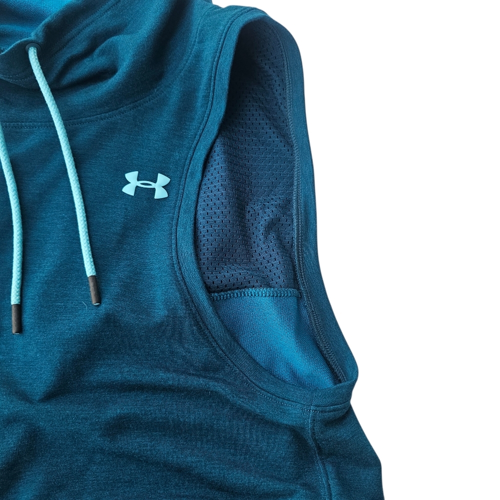 Under Armour Pullover - image 7